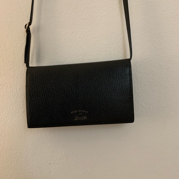Gucci crossbody bag - Picture 1 of 7